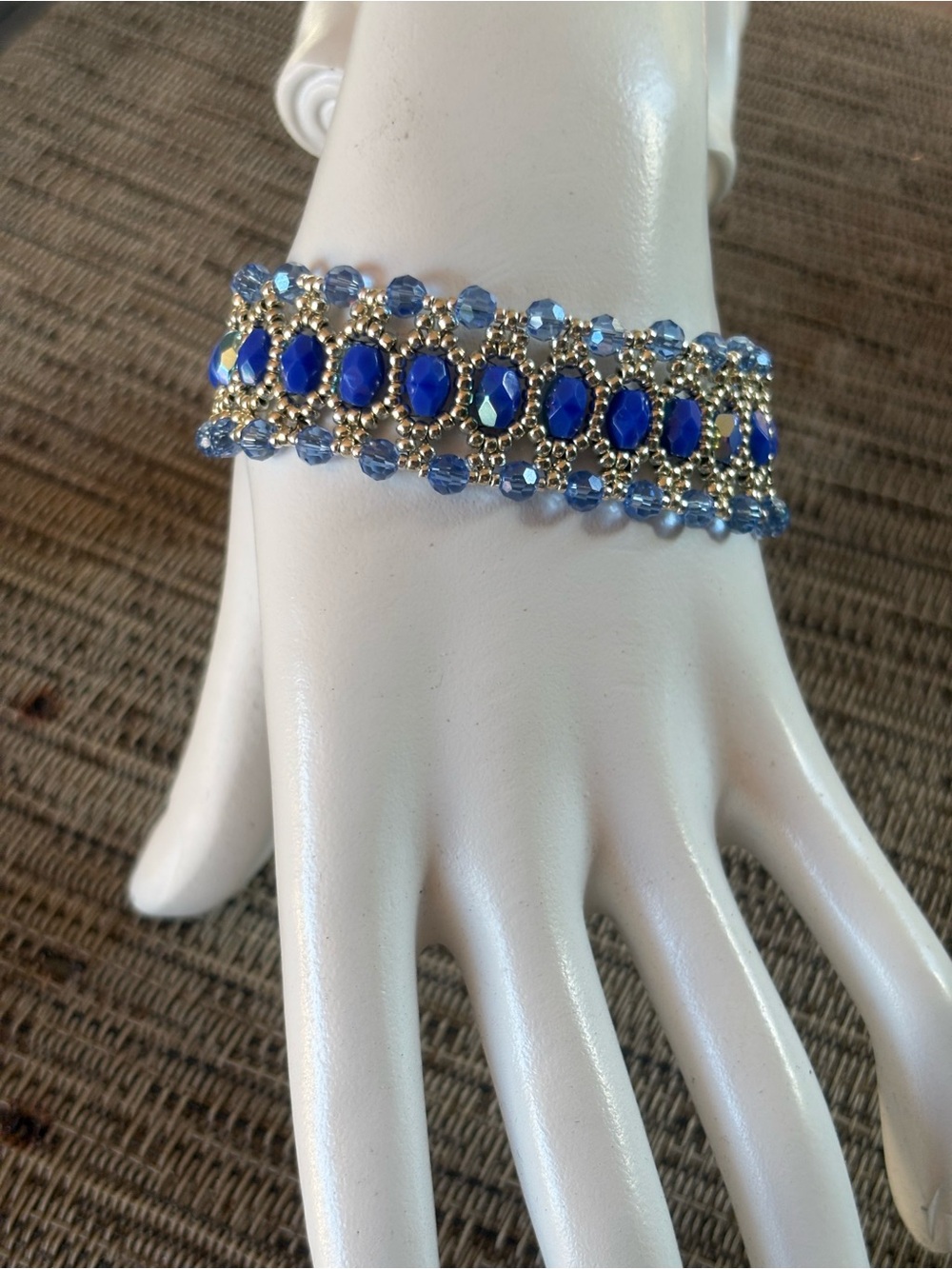 Blue handmade Beaded Bracelet - - Picture 5 of 5
